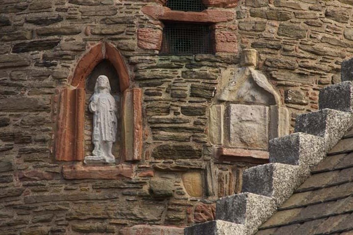 Kirkwall Private Walking Tour - Image 4