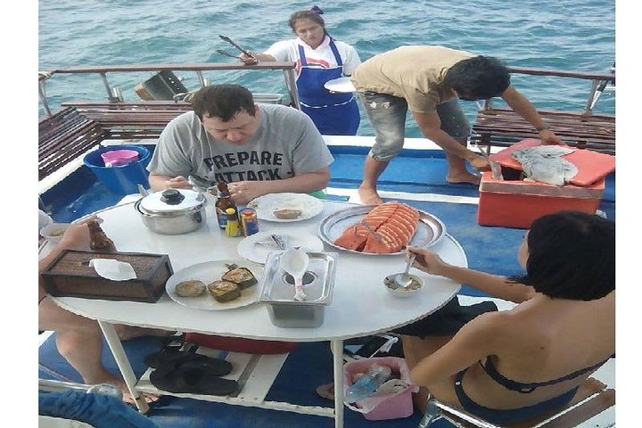 Private Day Cruise snorkeling Koh Tan & Koh Madsum (Pig Island) - Image 5