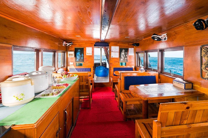 Private Full-Day Blue Dragon Yacht for Snorkeling Koh Tan & Visit Pink Dolphin - Image 5