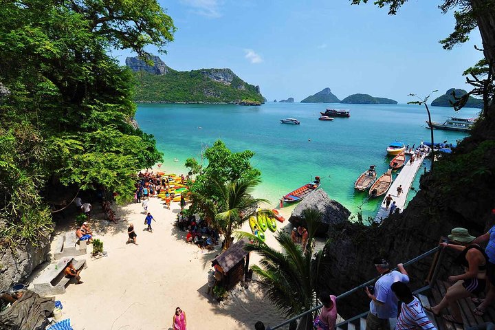 Snorkel and Kayak Tour to Angthong Marine Park by Speedboat from Koh Samui - Image 1
