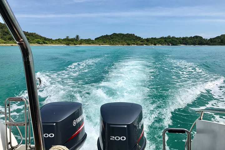 Snorkeling & Island Hopping - Image 4