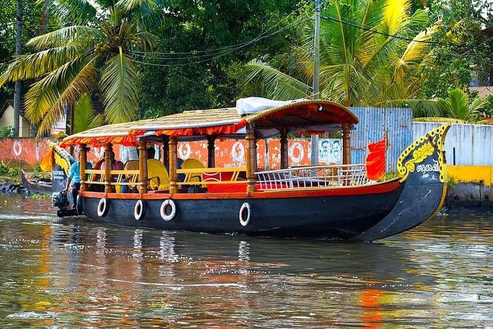 From Cochin Port: Backwaters by Shikara (Covered Canoe Boat) & Chinese Nets - Image 1