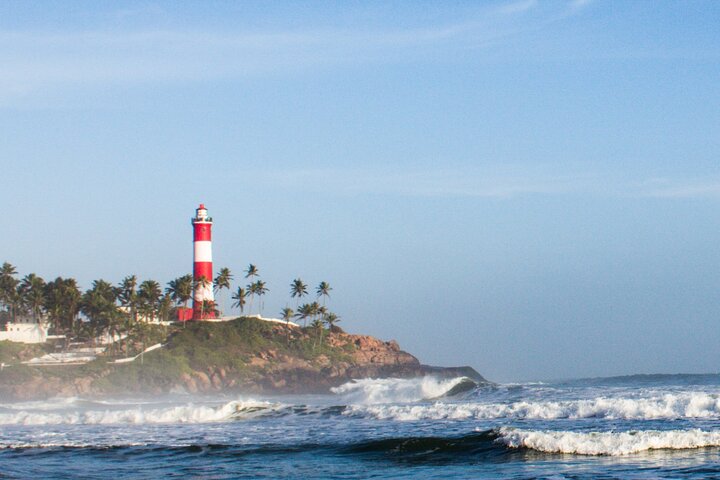 Kerala Beach and Backwaters Heavens - Image 4