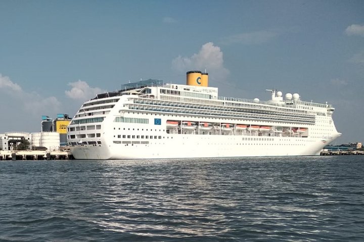Kochi Islands & Backwaters Bike Tour with Pickup from Cruise Ships - Image 1