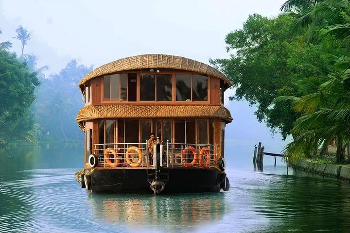 Shared Tour of Kerala Backwater Cruise - Image 1