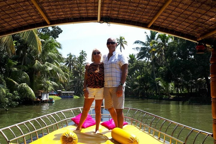 Special options for Mumbai, Goa,Cochin,Backwater & Mangalore sightseeing tour - Image 1