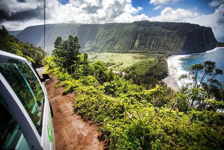 Private VAN Tour Kona - Image 1