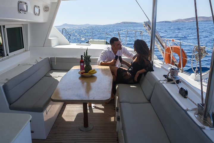 Private Sunset Cruise Including Meals And Drinks - Image 3