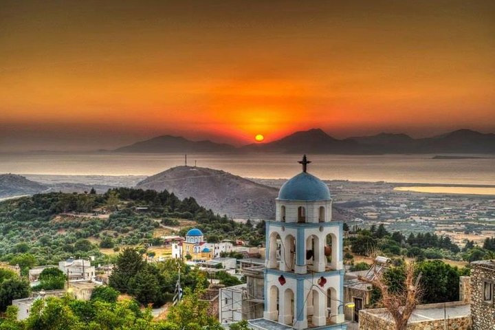 Sunset in Zia - Image 1