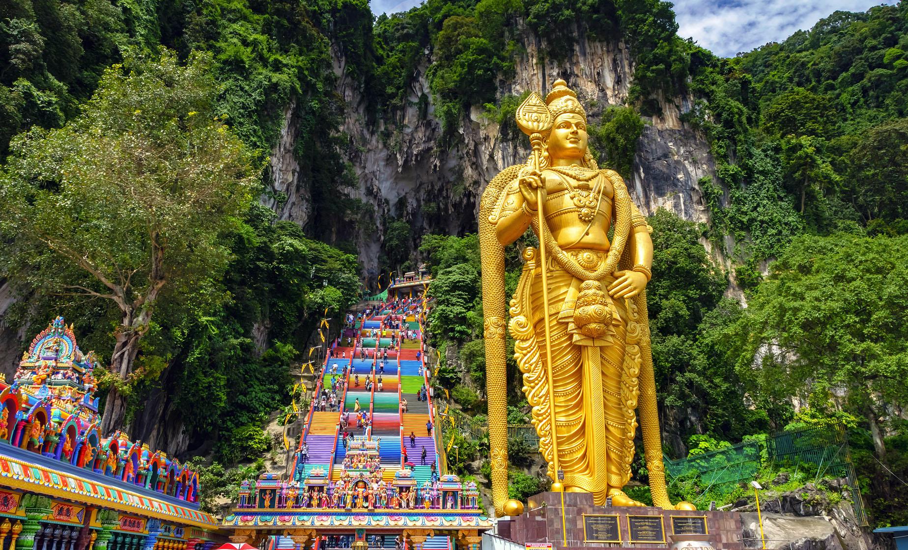 Batu and the City Tour - Image 1