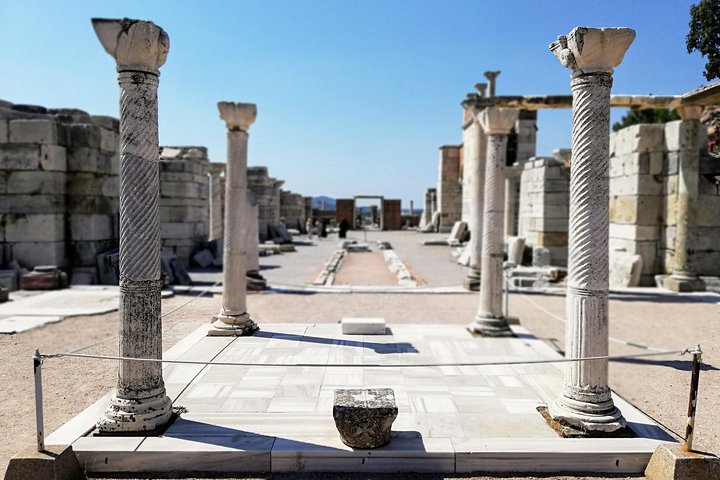 ALL INCLUSIVE Private Guided Tour For Your Family Lunch & Entrances are INCLUDED - Image 5