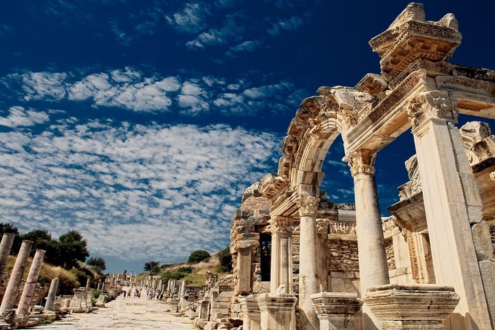Private Ephesus Shorex - Image 1