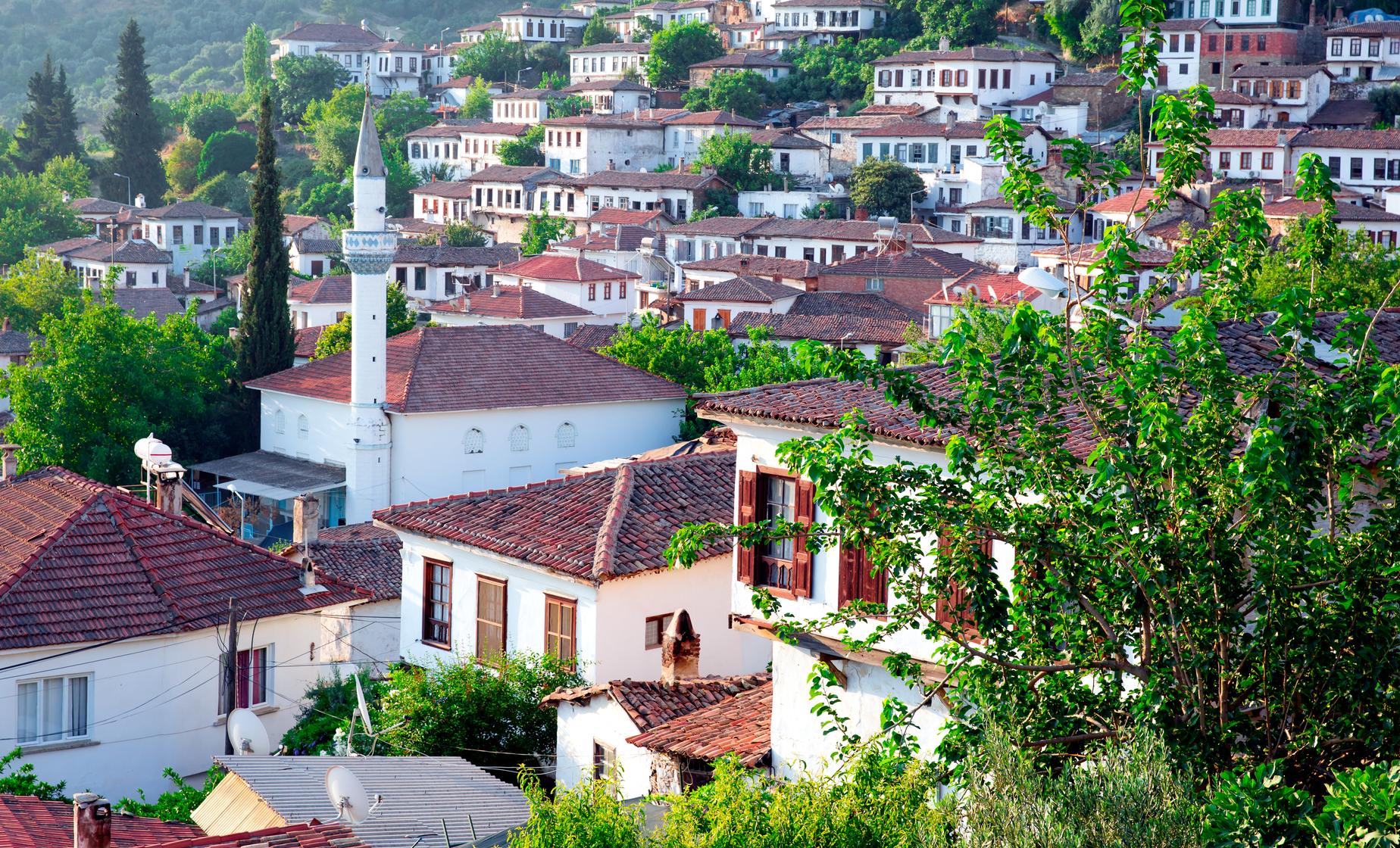 Private Sirince & Regional Tastes - Image 1