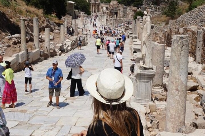Private Tour: Half Day Easy Ephesus Private Tour for Cruisers from Kusadasi Port - Image 4