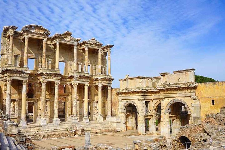 Private Tour of Ephesus,House of Mother Mary &Artemis Temple from Izmir - Image 2