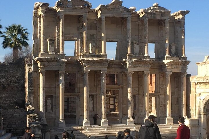 SKIP THE LINE : Ephesus, House of Virgin Mary, Temple Group Tour - Image 5