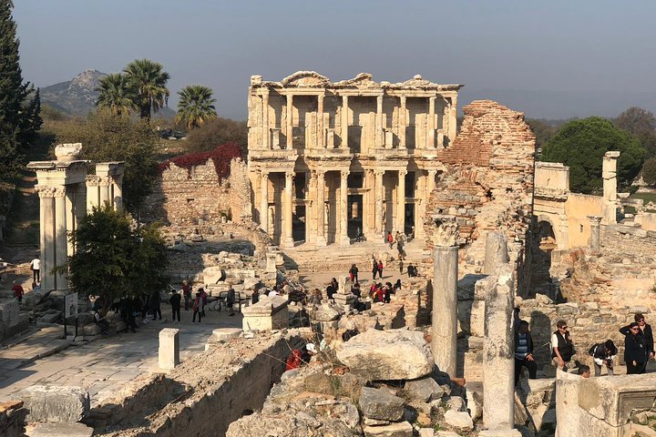 Tour of Ephesus, House of Virgin Mary & Artemis Temple - Image 2