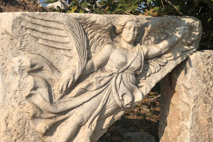 Tour of Ephesus, House of Virgin Mary & Artemis Temple - Image 1