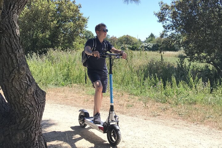 Excursion La Rochelle - Ile de Ré by electric scooter - Image 1
