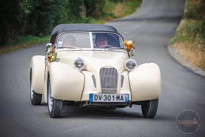 retro road trip/ Méhari, 2CV & Burton in Rochefort, La Rochelle - Image 3