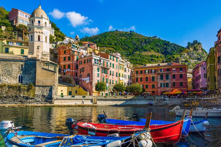 6-Hour Cinque Terre Guided Tour with Aperitif - Image 1
