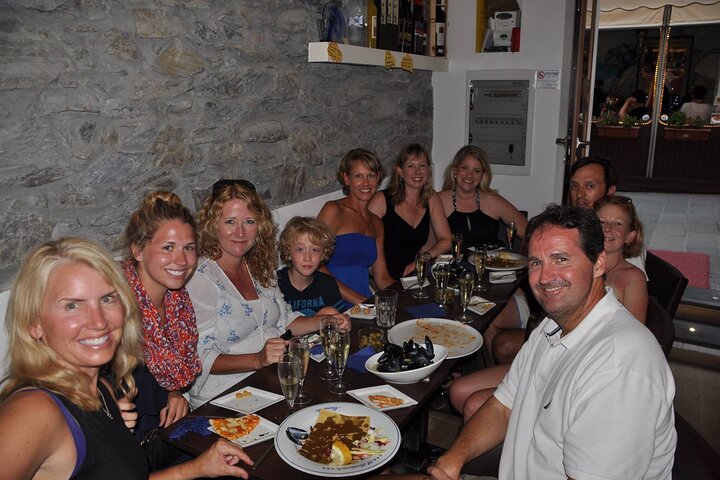 Cinque Terre Boat Tour with seafood lunch in Vernazza - Image 4