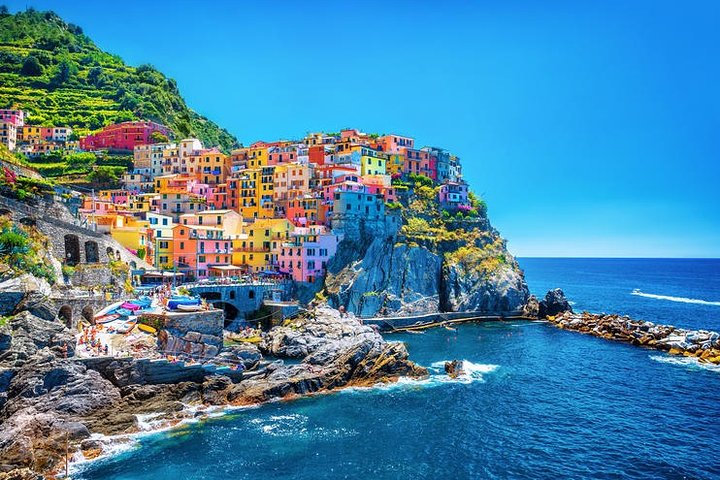 Cinque Terre Private Tour by Minivan and Ferry-Boat from La Spezia - Image 3