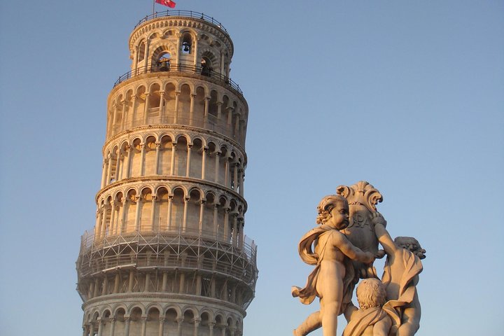 Day trip from La Spezia pier: Florence and Pisa highlights - private tour - Image 1