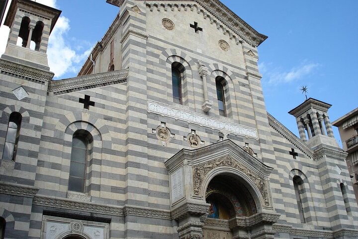 Discover the beauties of ancient La Spezia on a private walking tour - Image 5