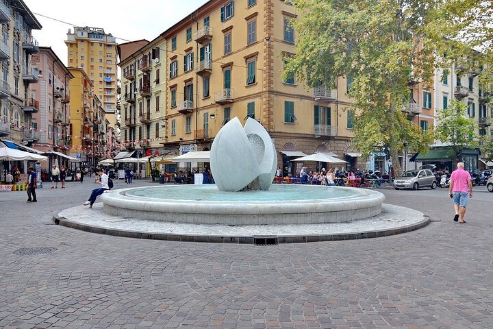 Discover the beauties of ancient La Spezia on a private walking tour - Image 3