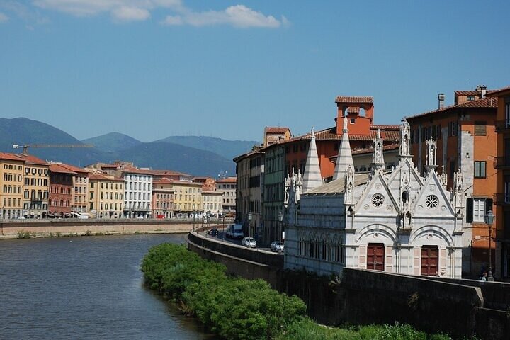 Full-Day Private Tour to Pisa and Lucca from La Spezia cruise port - Image 2