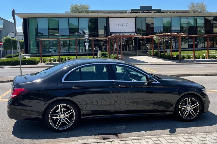 Private Day with English Speaking Chauffeur at Florence Outlet - Image 2