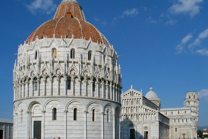 Semi Private Pisa Lucca and Wine Experience tour from La Spezia - Image 3