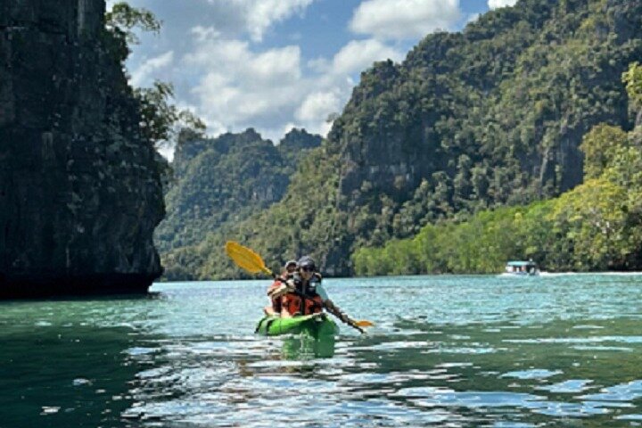 Kayaking Kilim Mangrove Geoforest - Image 1