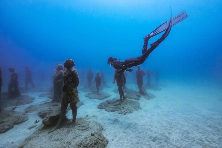 Freediving at Museum Atlantico  - Image 1