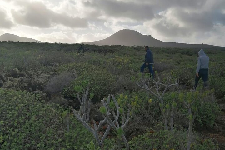 Private Tour of the Atlantis Tunnel and La Corona Volcano - Image 2