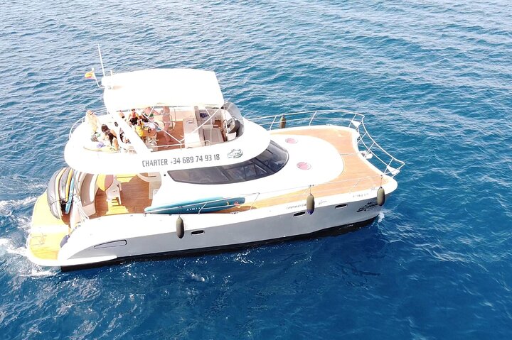 Puerto del Carmen: Catamaran Trip with Water Sports - Image 5