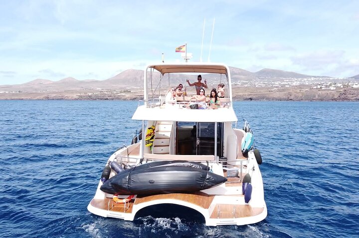 Puerto del Carmen: Catamaran Trip with Water Sports - Image 1