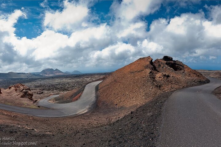 Tour to Timanfaya, La Geria and Laguna Verde for cruise passengers - Image 3