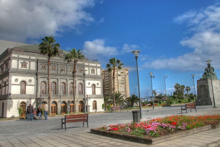 Las Palmas Old Town private walking tour - Image 3