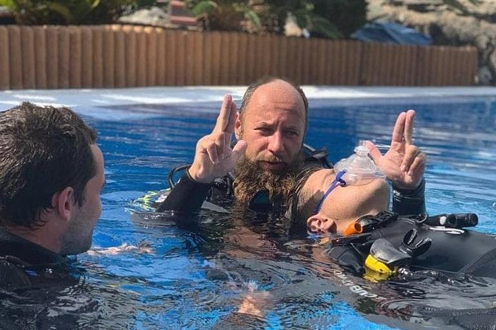 Open Water Diver Scuba Diving Course in Puerto de Mogan - Image 4