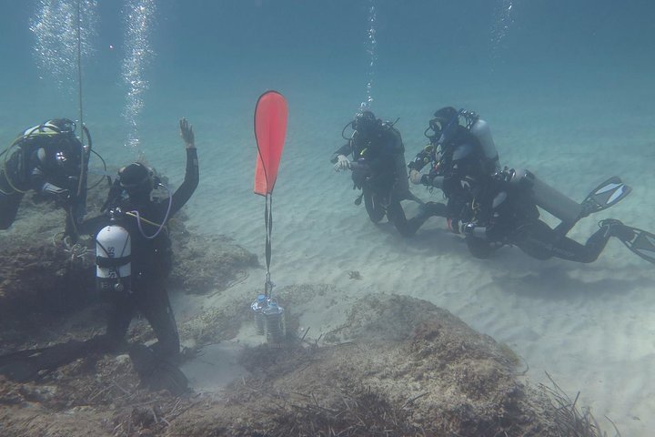 PADI Pro Divemaster course at Puerto de Mogan - Image 4