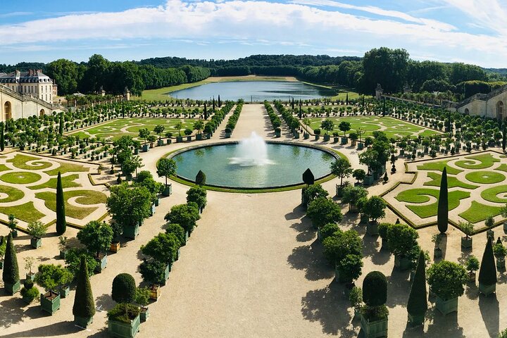 10-Hour Private Round Trip Tour From Le Havre Port to Versailles - Image 2