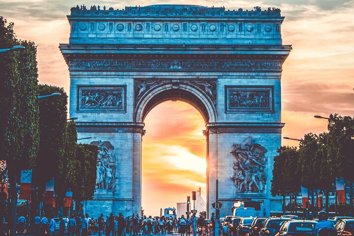 Parisian Delights: Private Tour from Le Havre - Image 3