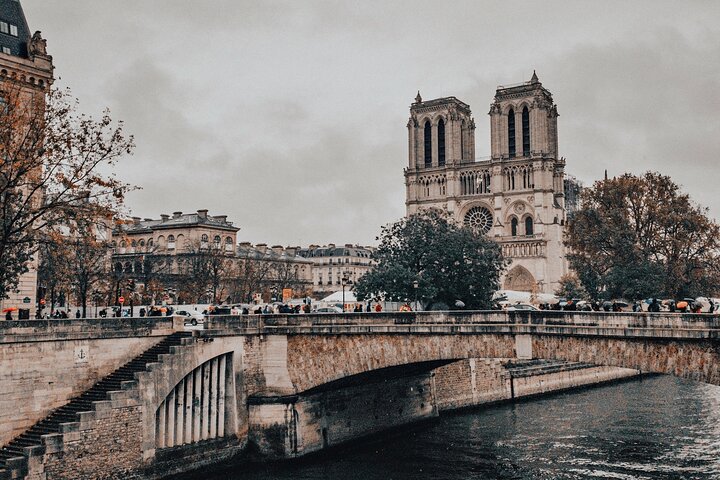 Parisian Delights: Private Tour from Le Havre - Image 4