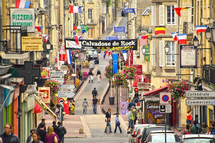 Private 8-hour tour to Bayeux & Caen from Le Havre cruise port with driver - Image 3