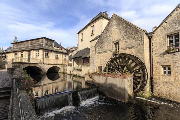 Private 8-hour tour to Bayeux & Caen from Le Havre cruise port with driver - Image 2