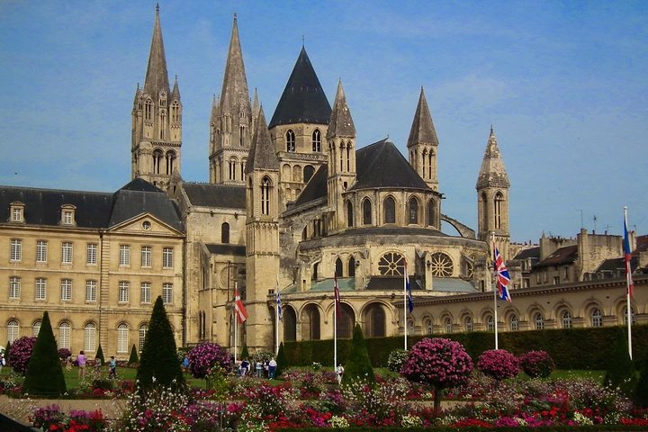 Private 8-hour tour to Bayeux & Caen from Le Havre cruise port with driver - Image 5
