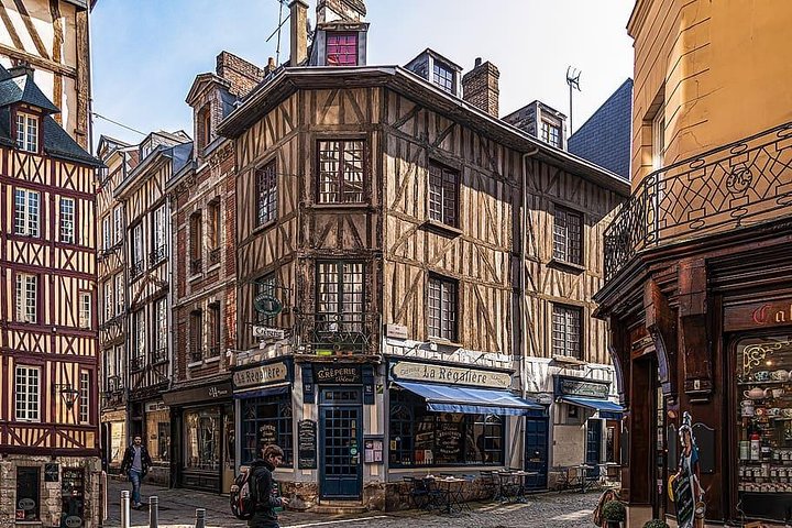 Private 8-hour tour to Giverny (Monet) from Le Havre - Image 1