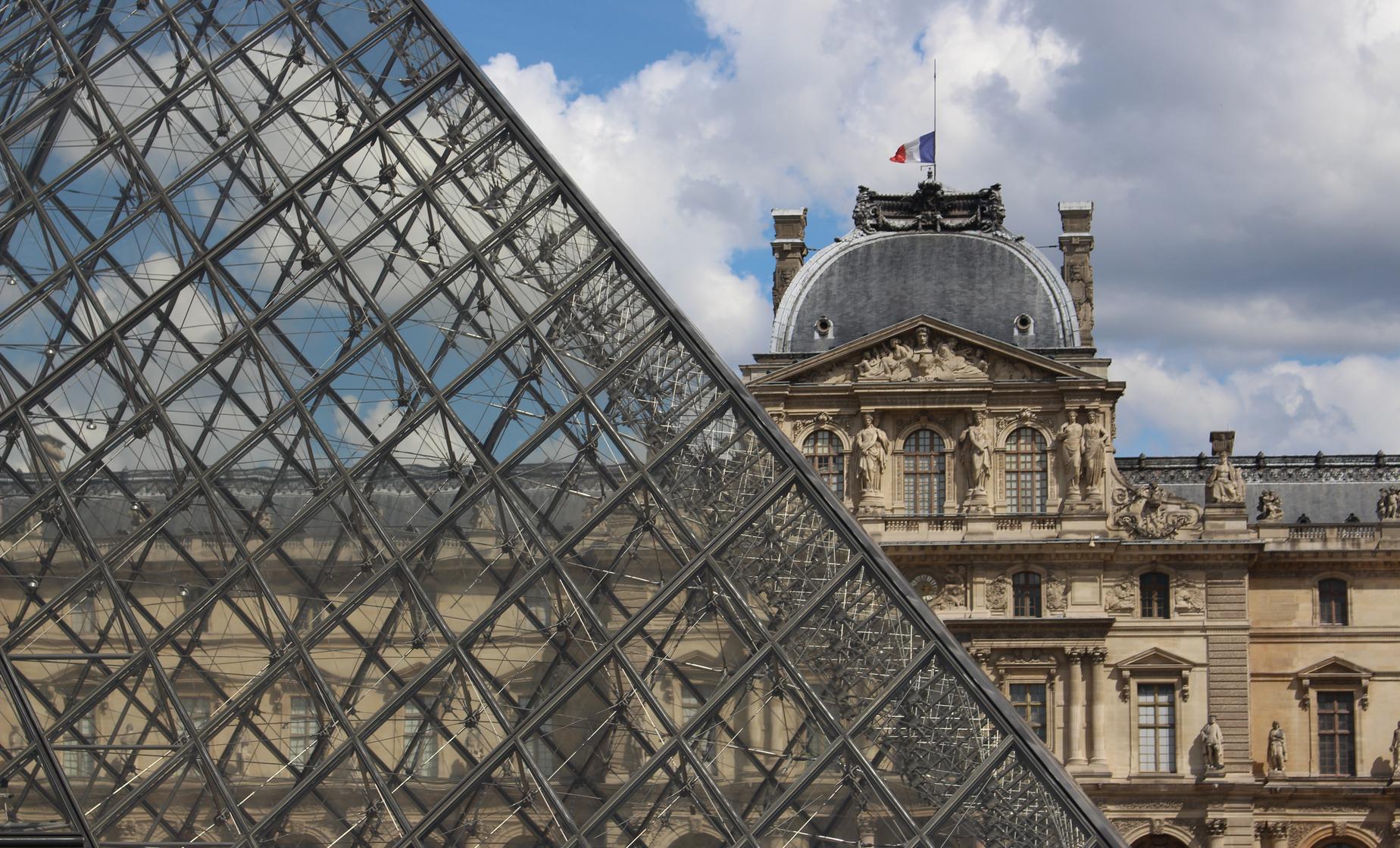 Private Guided Skip-the-Line The Louvre Museum - Image 1
